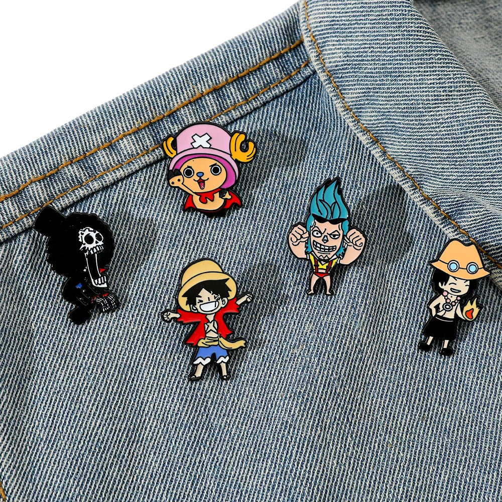 5-Piece Cartoon Pirate Enamel Pin Set – Kawaii Metal Brooches for Bags & Jackets