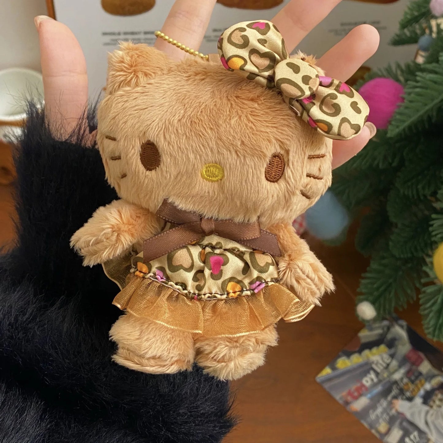 Kawaii Hawaiian Plush Keychain – 10-Style Cartoon Character Charm