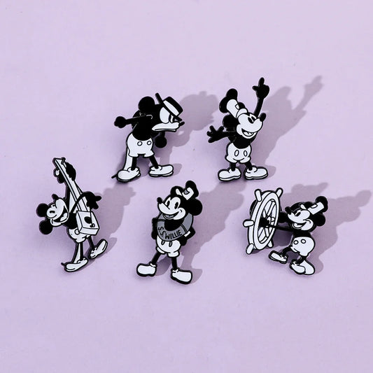 5-Piece Cartoon Mouse Enamel Pin Set – Cute Anime-Inspired Brooches